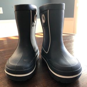 Blue & white size 12-13 croc rain/snow boots.